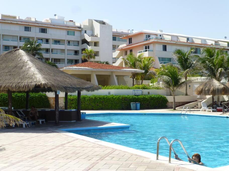Great Price, Beautiful Beach And Pool, 1 Bedroom Канкун Екстер'єр фото